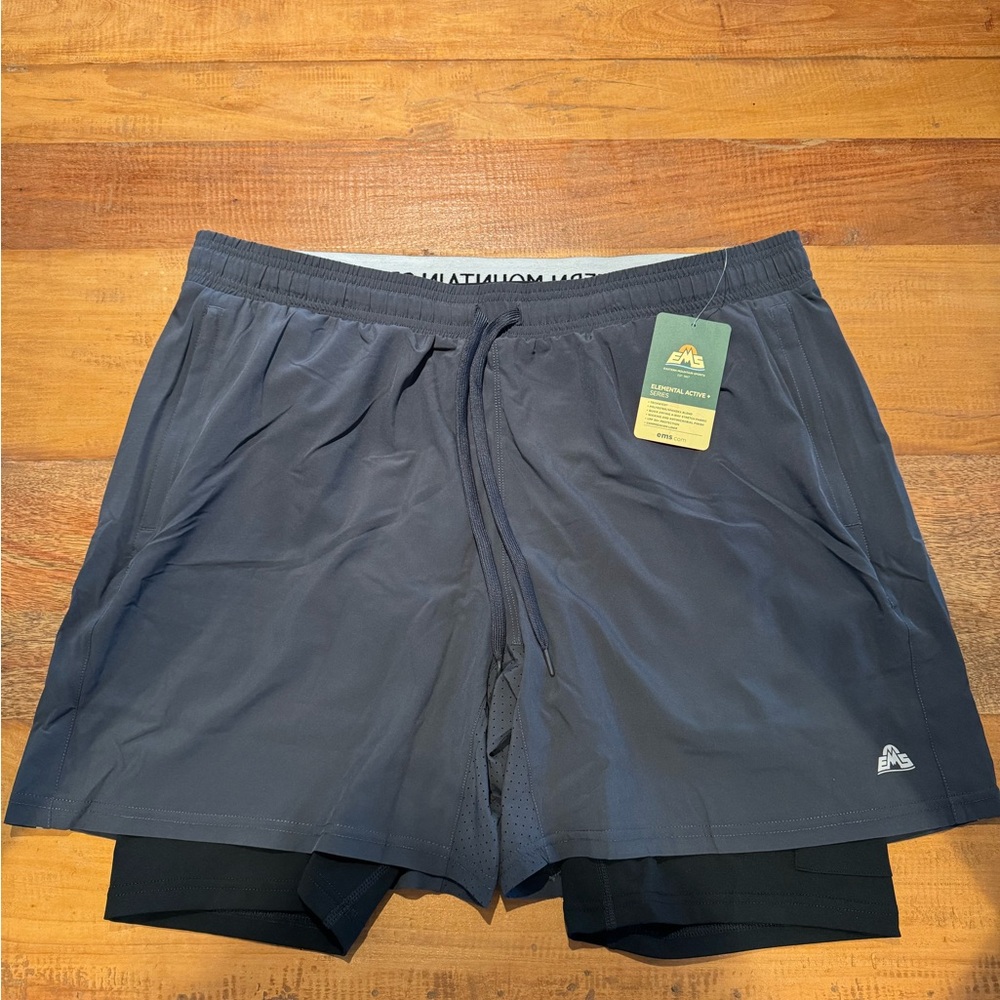 Men’s XL EMS active shorts